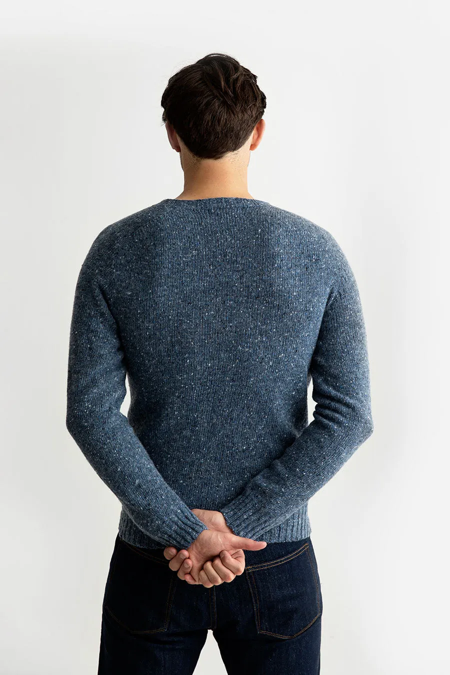 Mens Seamless Saddle Shoulder Donegal Jumper - Blue